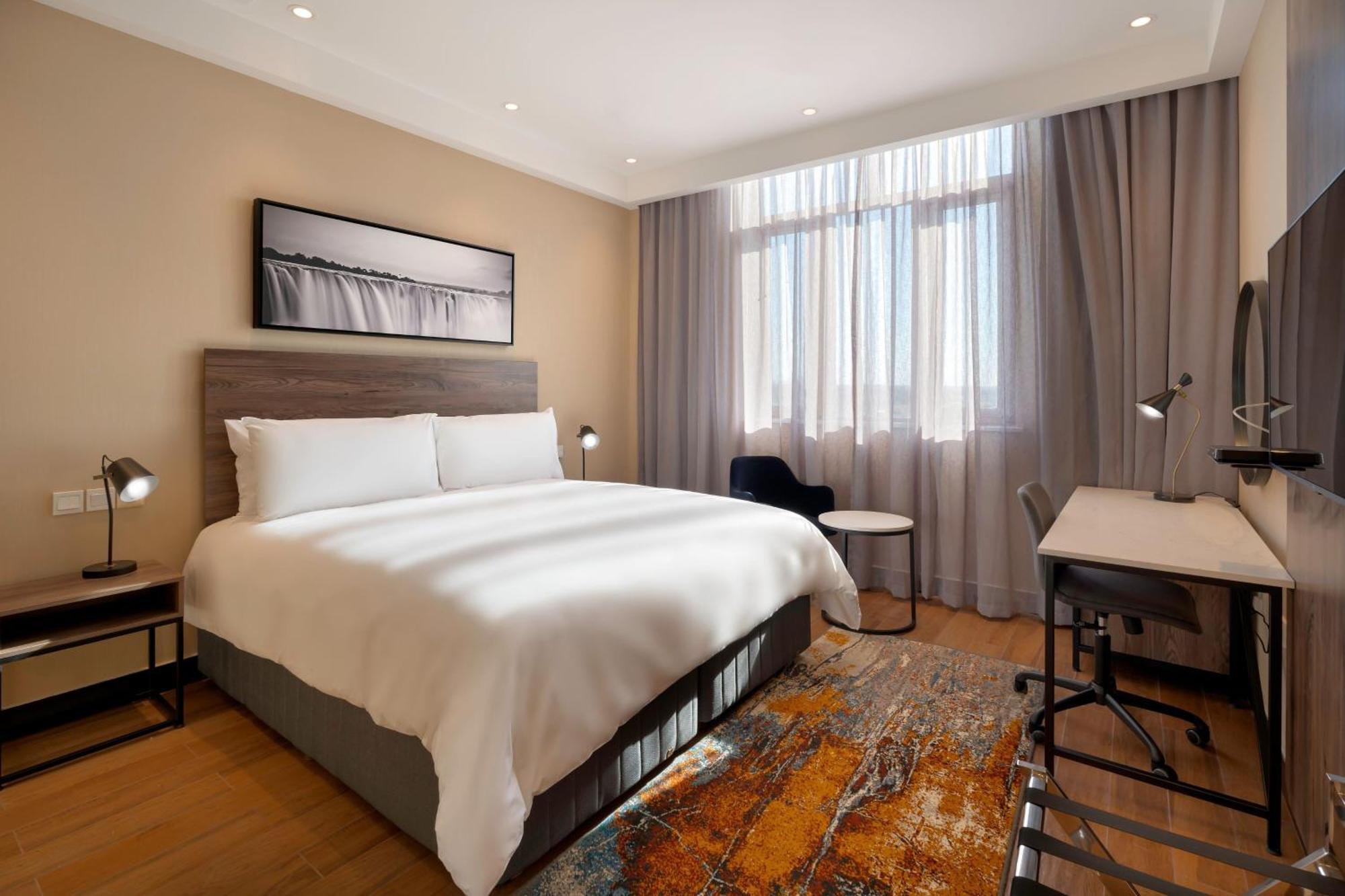Protea Hotel By Marriott Lusaka International Airport Exterior foto
