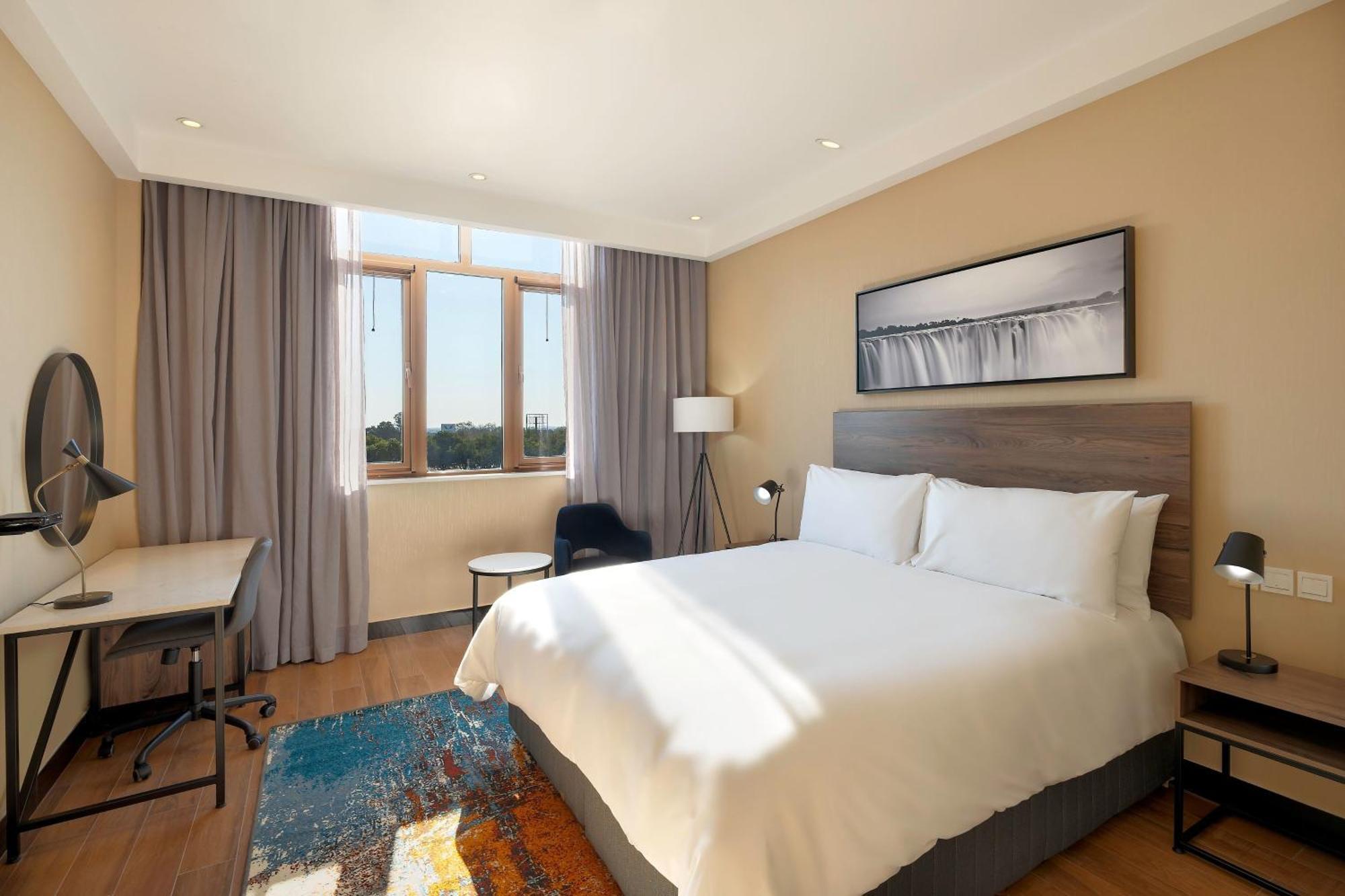 Protea Hotel By Marriott Lusaka International Airport Exterior foto