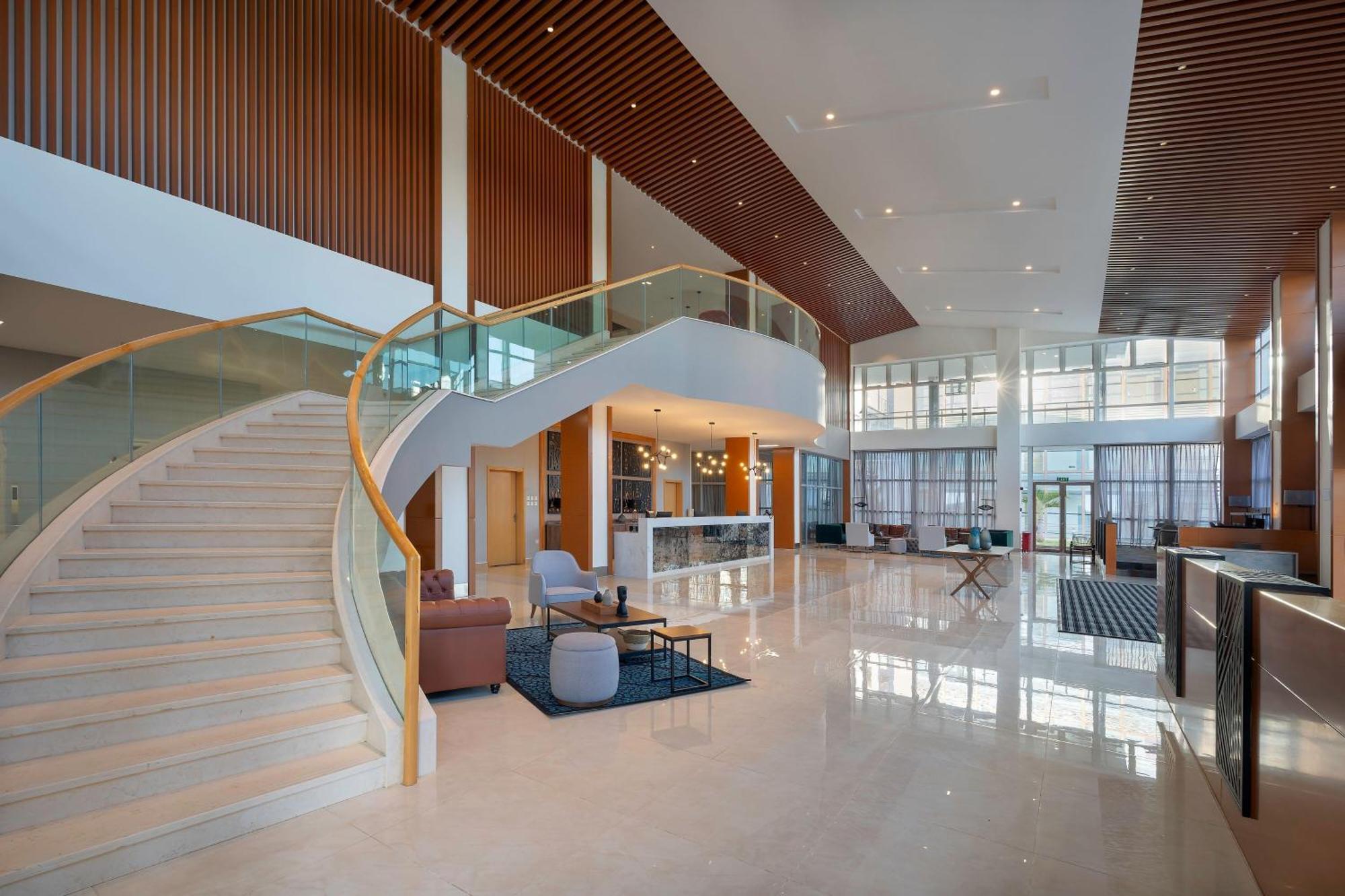 Protea Hotel By Marriott Lusaka International Airport Exterior foto