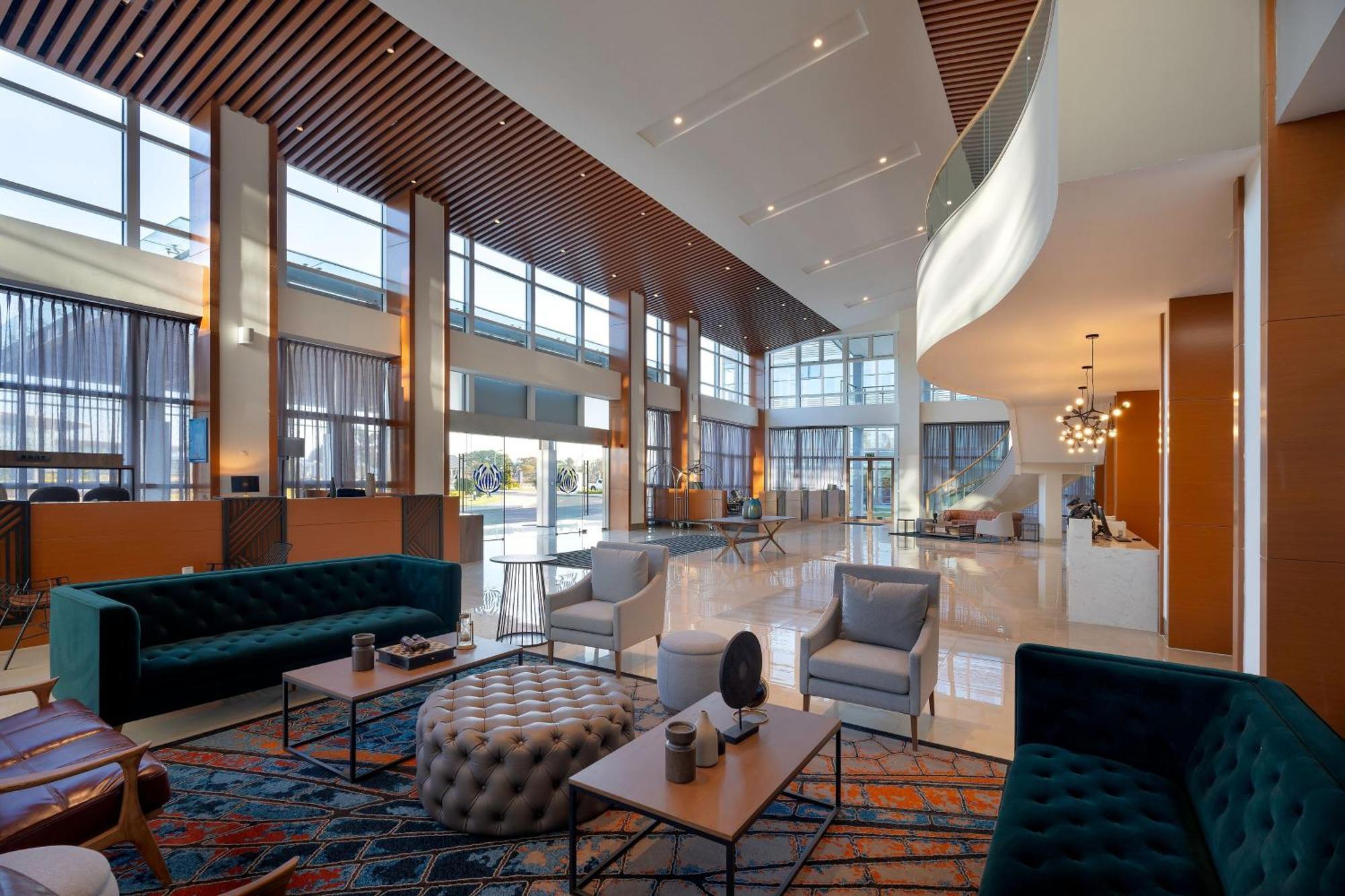 Protea Hotel By Marriott Lusaka International Airport Exterior foto