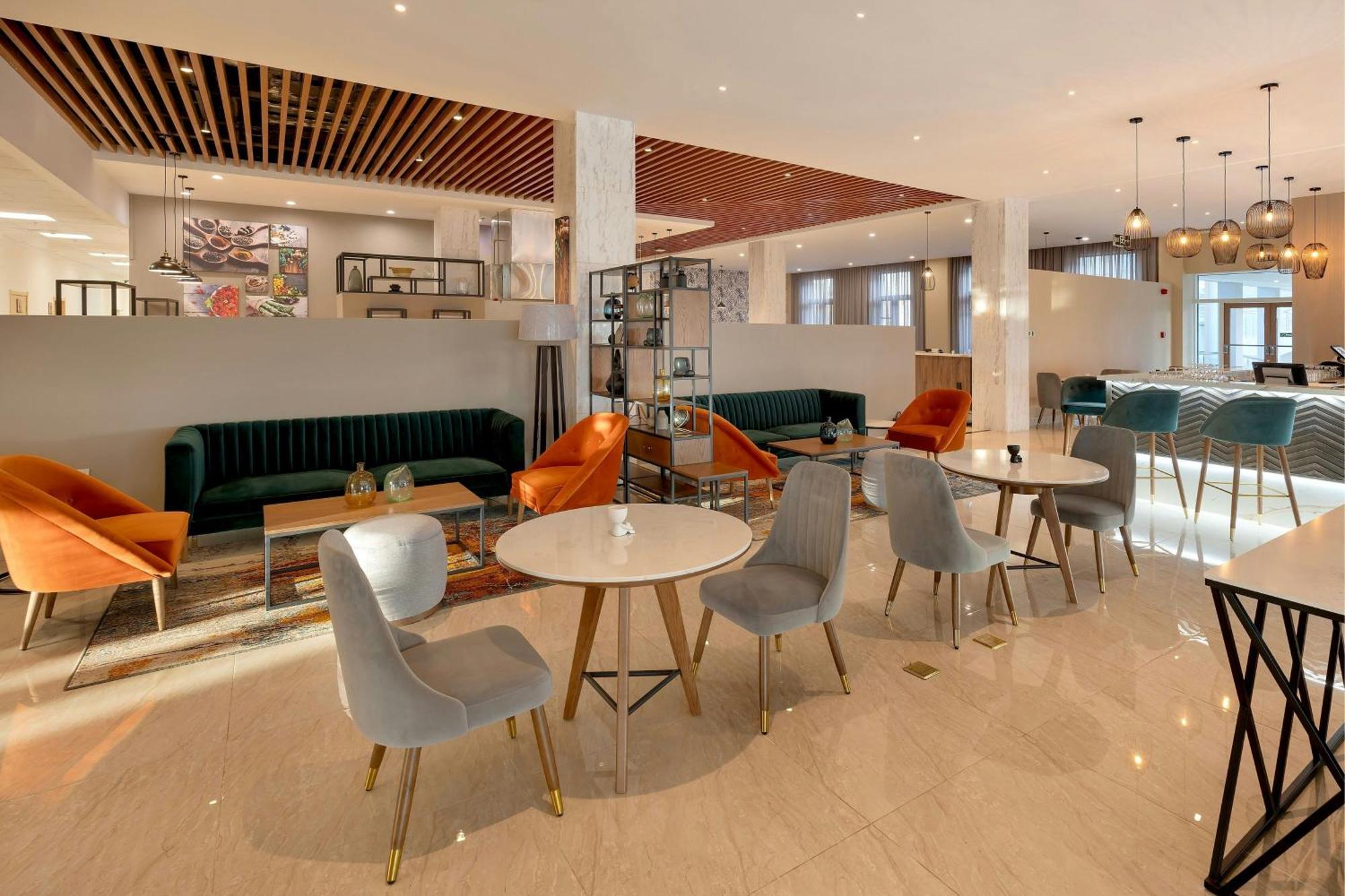 Protea Hotel By Marriott Lusaka International Airport Exterior foto